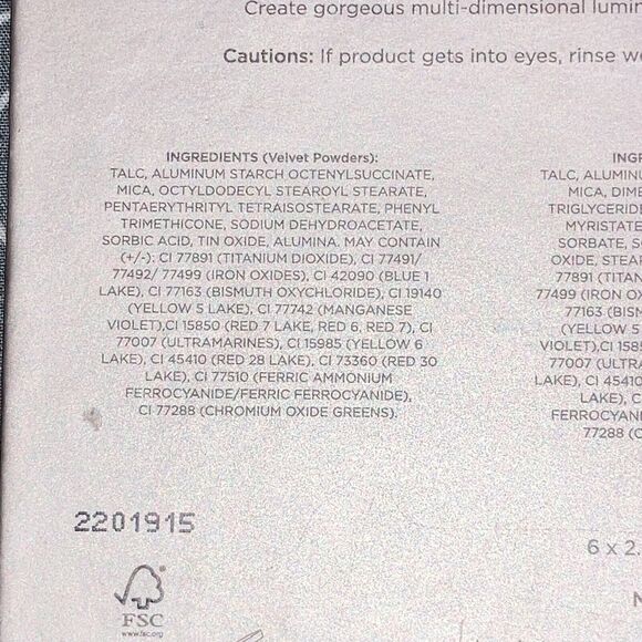 Iconic London Blush Bronzer Highlighter Blaze Chaser Face Palette 6 Shades New - Picture 4 of 5